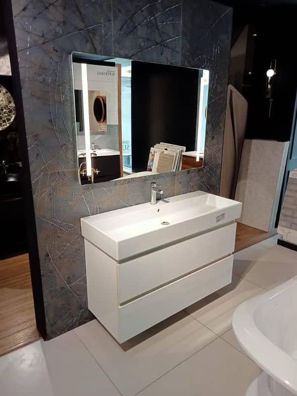 Brand new Catalano imported vanity full set is up for sale 0