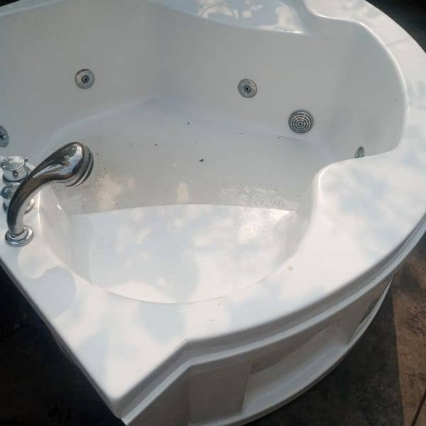 jacuzzi bath tube 3