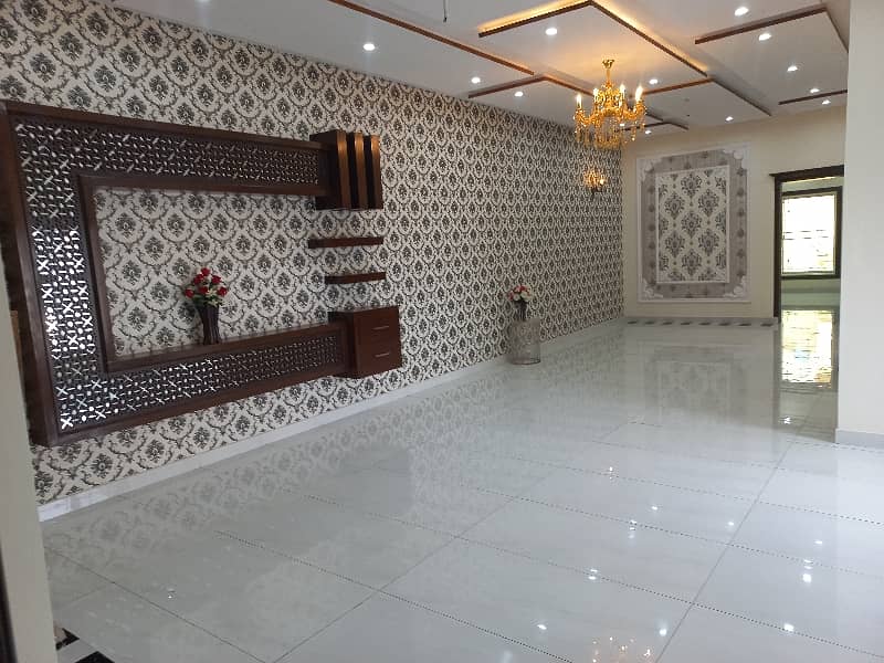 Centrally Located House In Tariq Gardens - Block E Is Available For sale 16