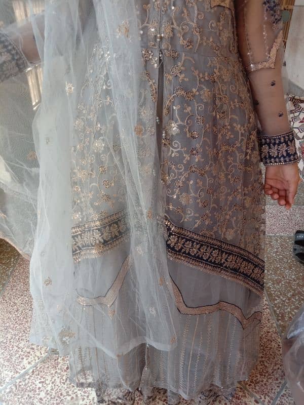 girl wedding dress for sale. sorf 1 din use huwa hai 3