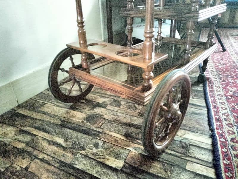 Chinyoti Trolley for tea serving 1