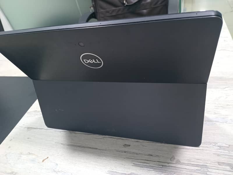 Dell Core i 5, 7th Generation 8