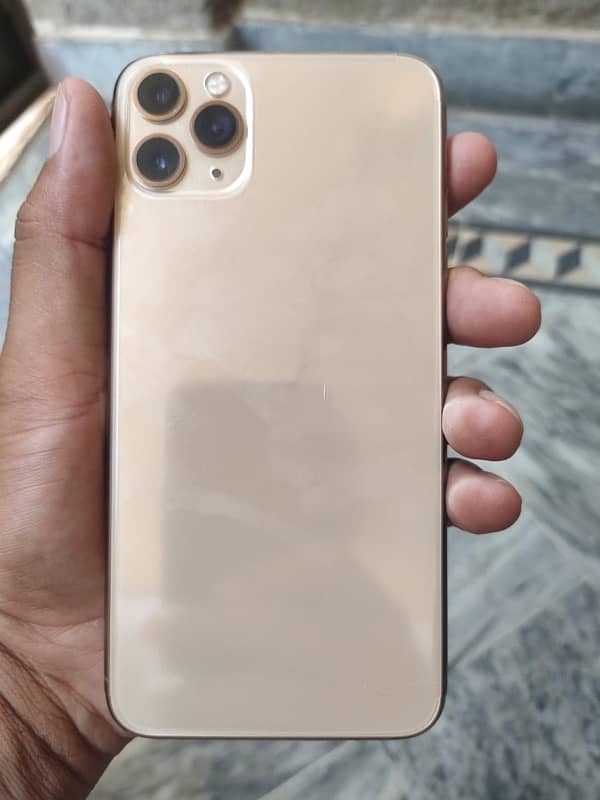 Iphone 11 Pro  Max - PTA Approved 7