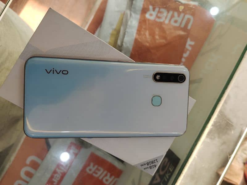 Vivo Y19 0