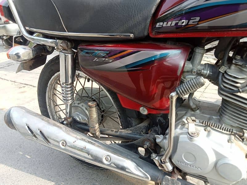 Honda 125 / condition excellent / Engine genuine. . ( urgent sale ) 7