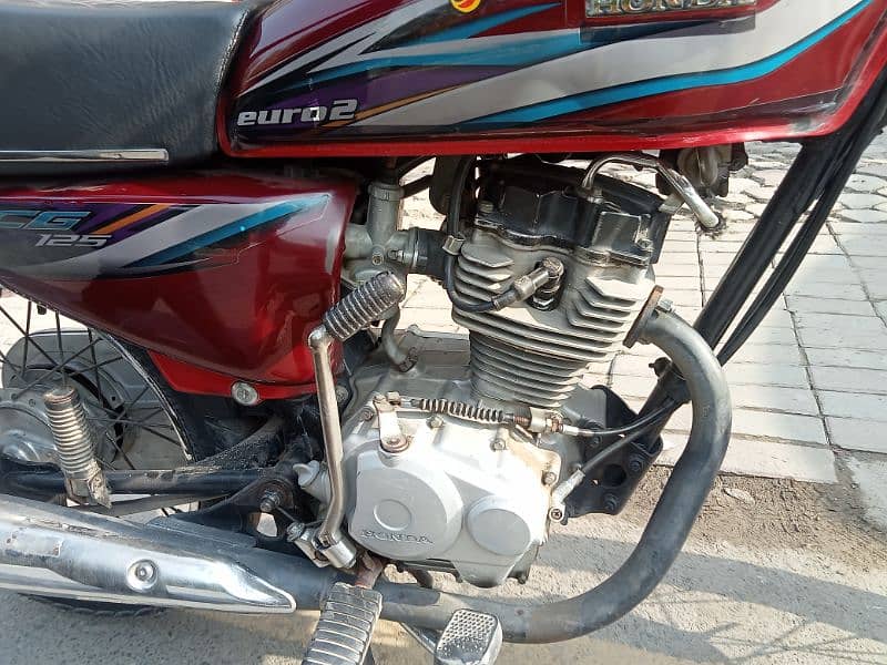 Honda 125 / condition excellent / Engine genuine. . ( urgent sale ) 8