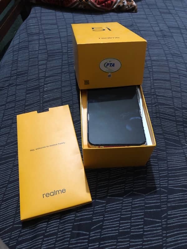 Realme 5i 4/64 PTA official approved with box 1