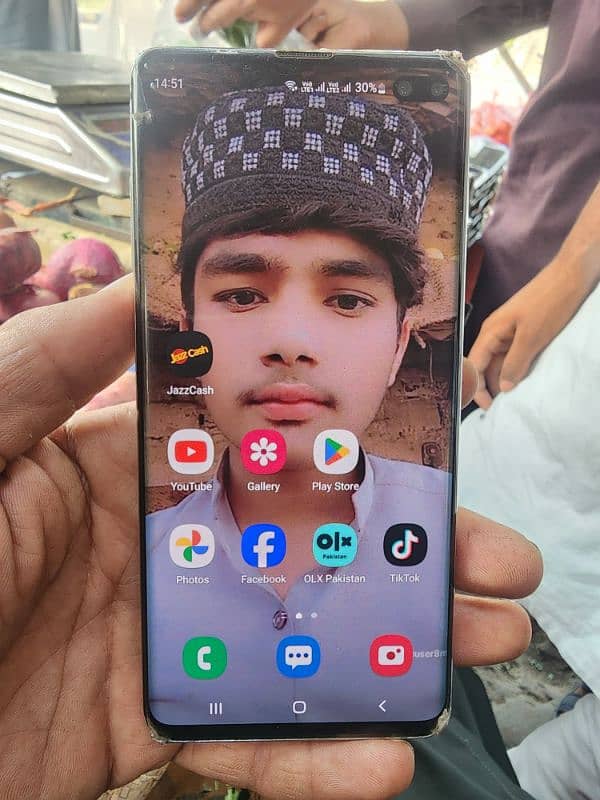 Samsung galaxy S10 plus 0