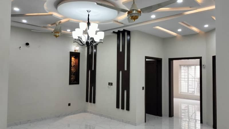 10 Marla House Is Available For Sale In Bahria Town Overseas B Block Lahore 14