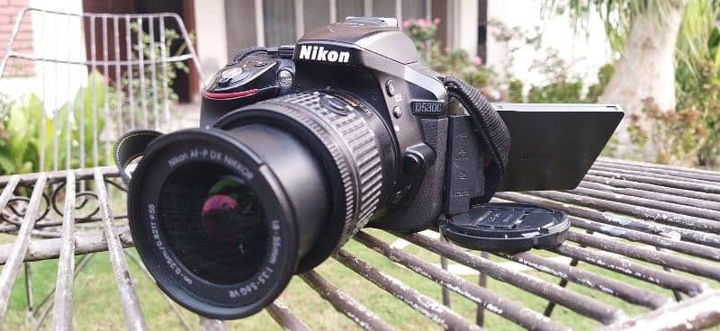 NIKON D5300 FOR SALE 4