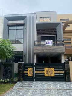 5 Marla House Is Available For Sale In Bahria Town Overseas B Block Lahore 0