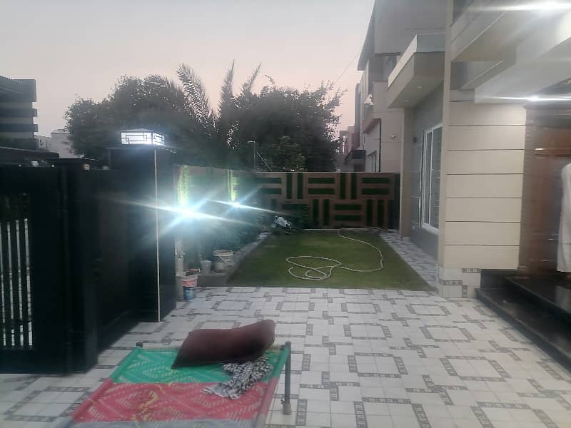 1 Kanal House Is Available For Sale In Bahria Town Nishtar Block Lahore 5