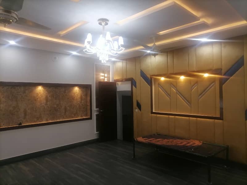 1 Kanal House Is Available For Sale In Bahria Town Nishtar Block Lahore 8