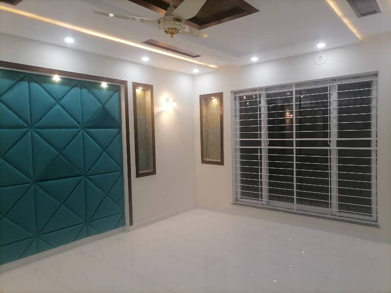 1 Kanal House Is Available For Sale In Bahria Town Nishtar Block Lahore 25