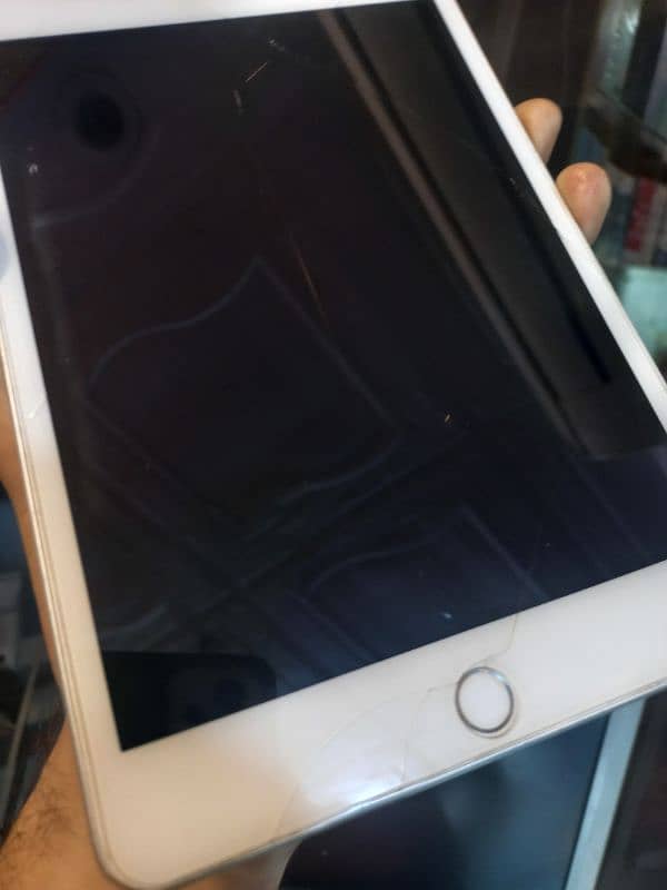 iPad mini 5 - 64GB - Full box 3