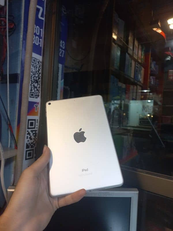 iPad mini 5 - 64GB - Full box 5