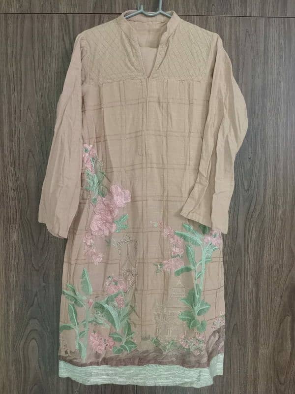 Good condition less used clothes 7