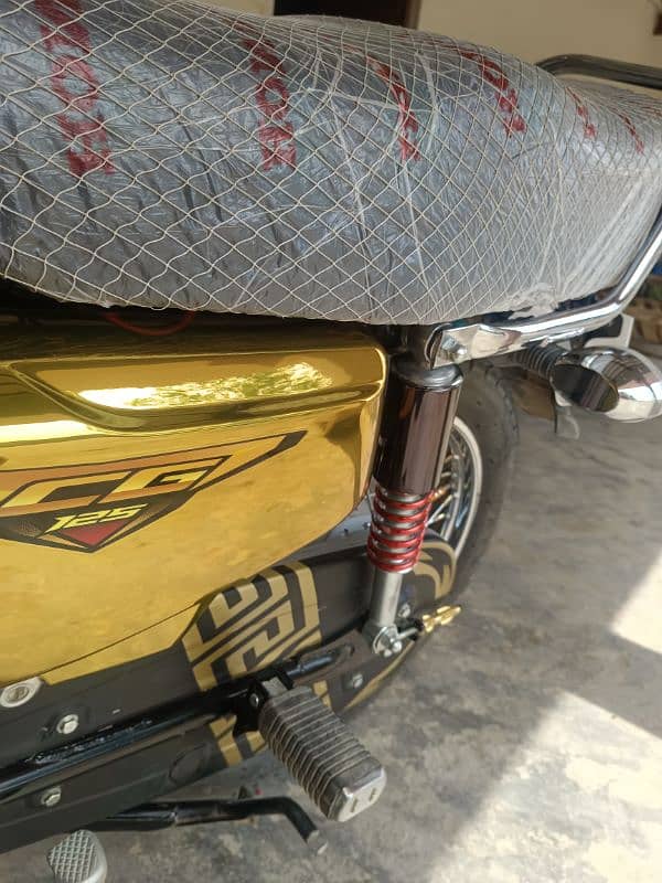 Cg 125 Gold 7