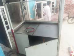 sale shawarma counter sale kar ha buger