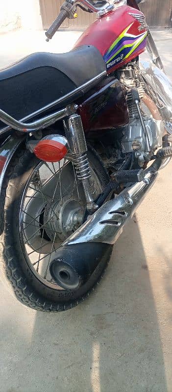 honda 125 genuine condition. 1