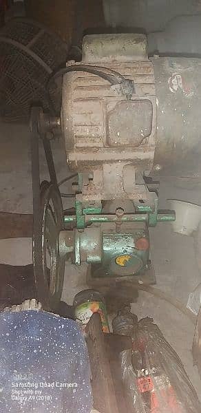 golden original donkey pump good condition working on time 1