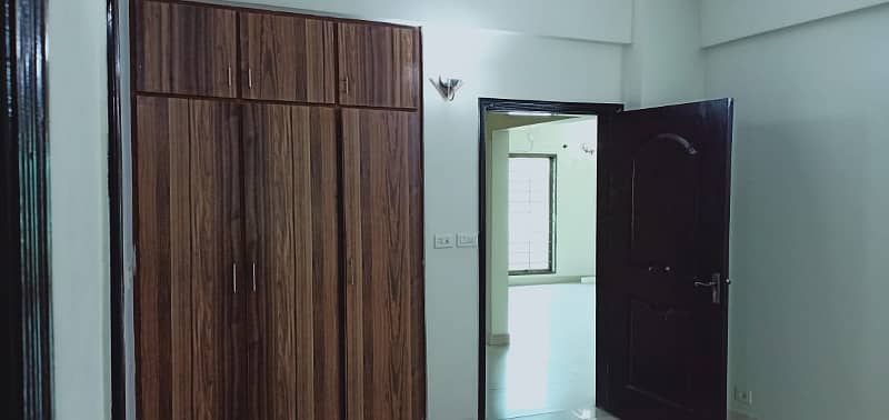 10 Marla 3 Bedrooms Apartment Available For Sale In Sector B Askari 11 Lahore 5