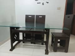 Dining table for sale