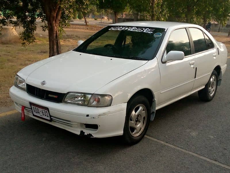 Nissan Sunny 1