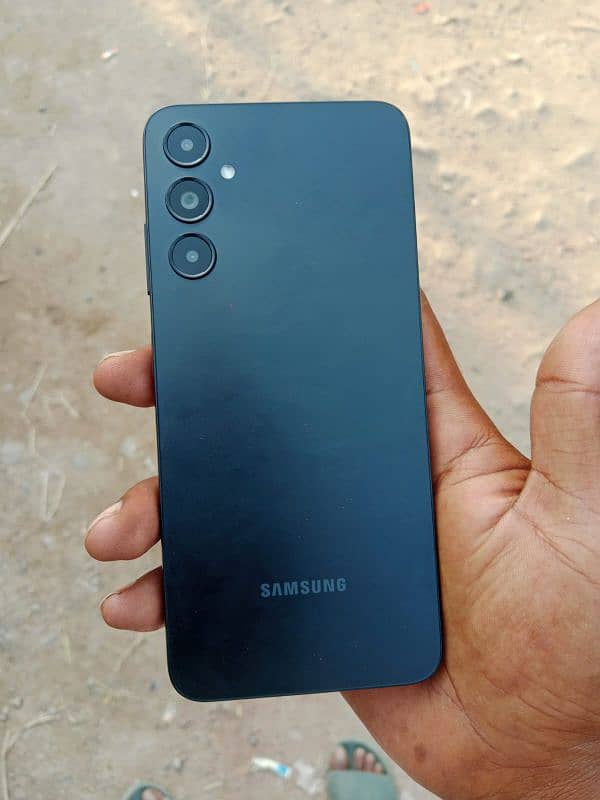 3 month used . Samsung galaxy a05s 1