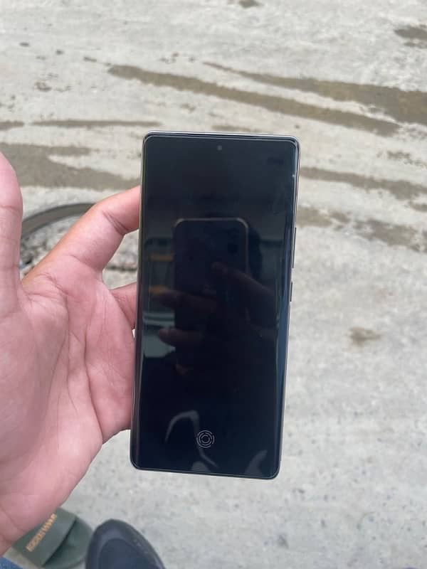 tecno spark 20 pro plus 4