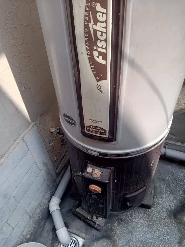 FISHER GYESER EXCELLENT CONDITION 1