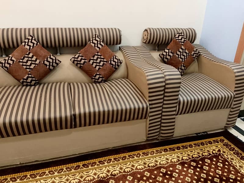 5 Seater Sofa set for Sale 6