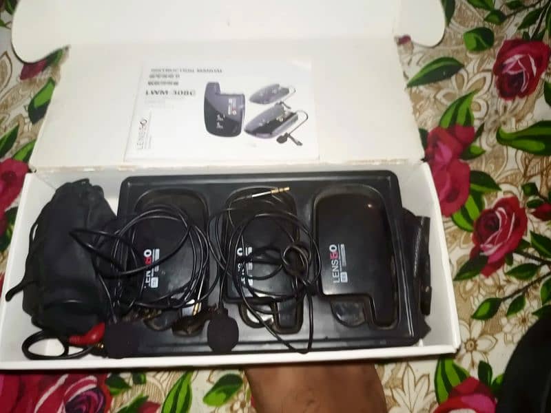 mobile and DSLR Bluetooth mic for sale new 17000 k hen 1