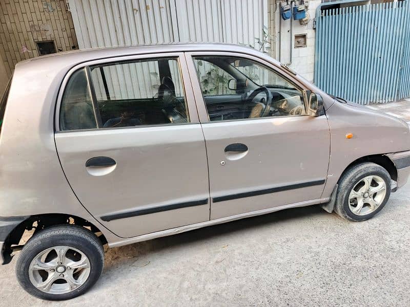 Hyundai Santro 2004 3