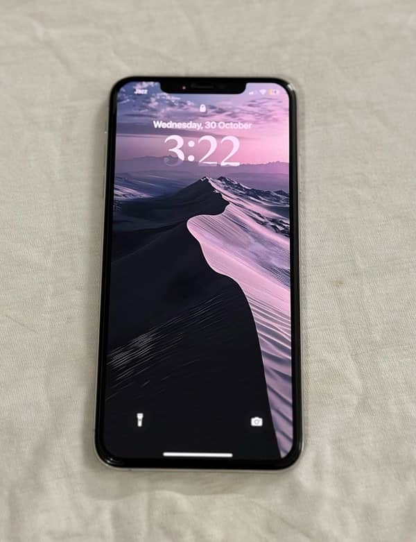 iPhone Xs Max 5