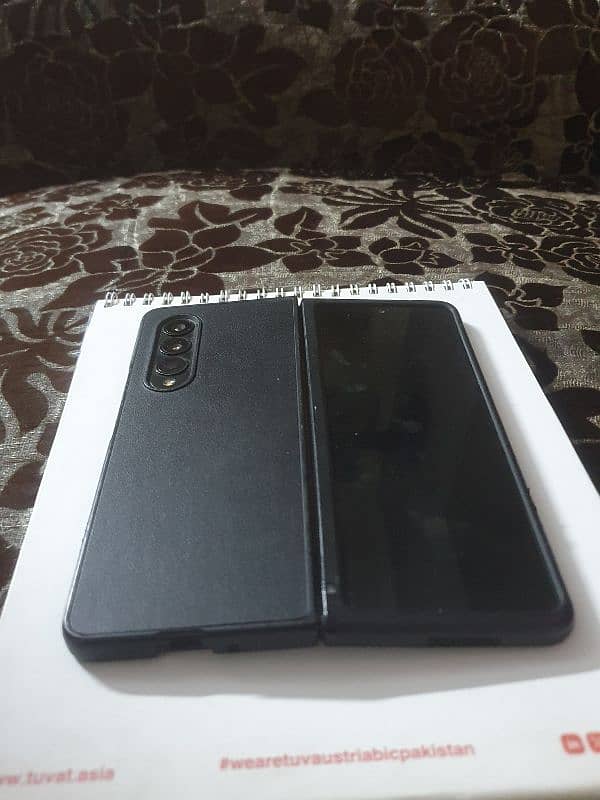 Samsung Galaxy z fold 3 JV 3