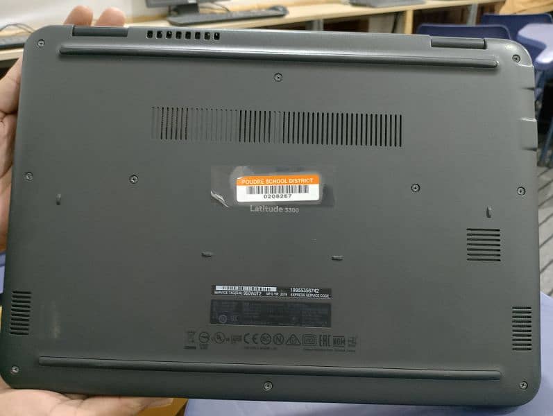 Dell Laptop 10/10 condition i3 7gen 4