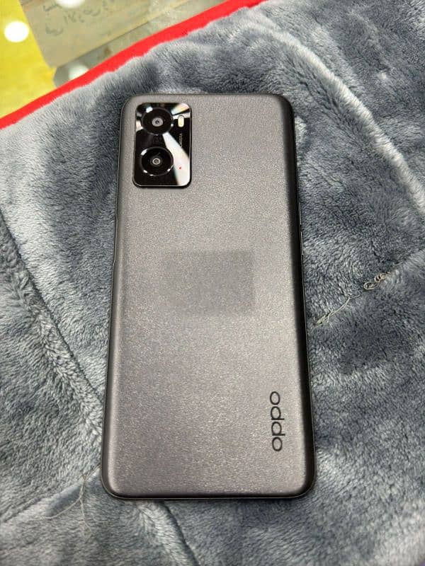 Oppo A76 with Box 6/128 GB 0