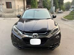 Honda Vezel 2013 model 2017 islamabad registered