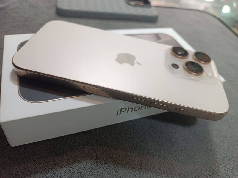 Apple Iphone 16Pro 256GB 3