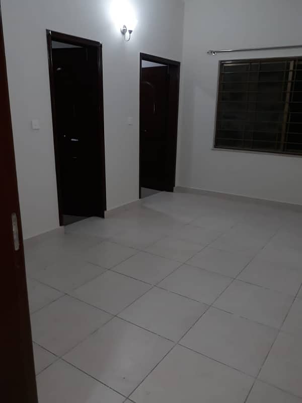 Neat and Clean 10 Marla 3 Bedrooms 6th Floor Apartment Available For Rent In Sector B Askari 11 Lahore 3