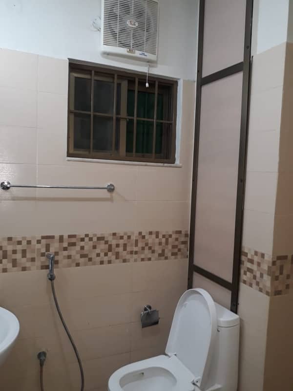 Neat and Clean 10 Marla 3 Bedrooms 6th Floor Apartment Available For Rent In Sector B Askari 11 Lahore 5