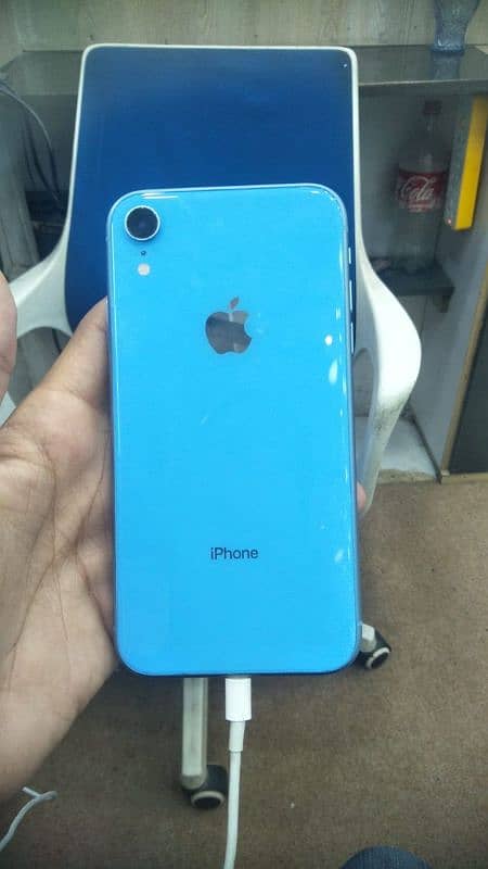 iphone XR 3