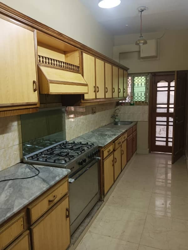 G-11/3 Size 30 60 Ground Floor Portion For Rent Full Independent 5