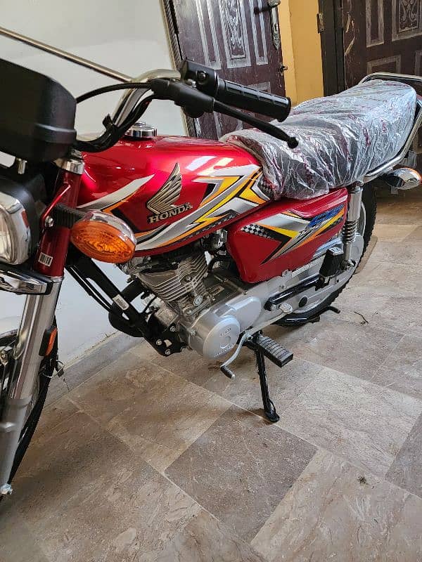 Honda CG125 2025 model Registered 0