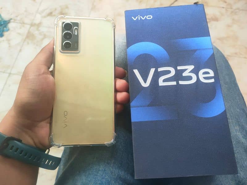 vivo v23e 10/ 9 condition all okay mobile number 03231425740 1