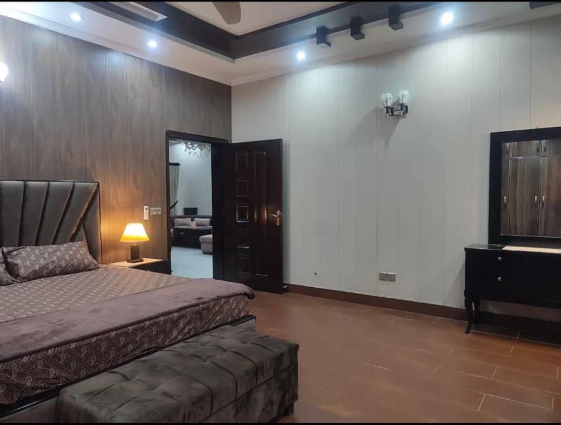 Two beds luxury apartment for rent on daily basis in bahria lahoe 5