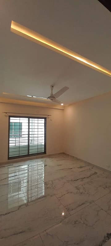 Brand New 10 Marla 3 Bedrooms 3rd Floor Apartment Available For Rent In Sector D Askari 11 Lahore 7