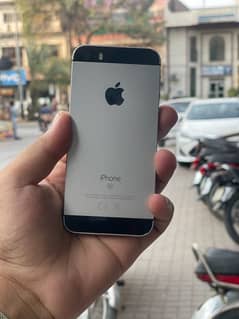 iphone se 1st GEN PTA Approved