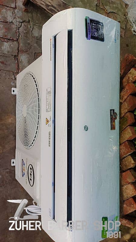 chiq and pel full dc inverter ac bilkul new condition hai MashAllah 8